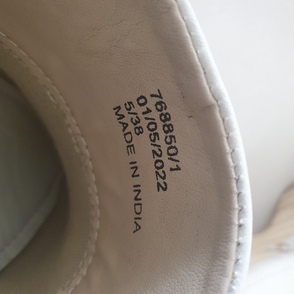 River Island Leather Studded Mules Clogs Cream Bnwot Uk5 Wooden. - Picture 13 of 13